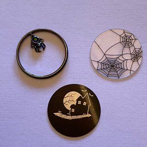 Authentic Origami Owl Halloween plates!